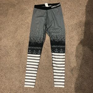 Nike Pro Printed Leggings